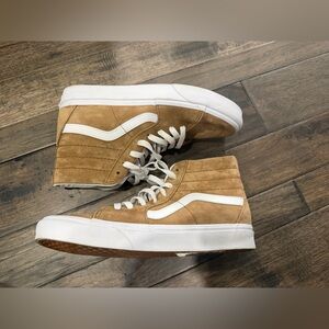 Vans Sk8-Hi Suede Tan Sneakers Women’s 8.5 Like New